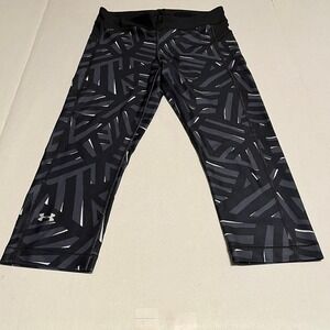 Under Armour women's Size medium cropped capri leggings workout‎ pants